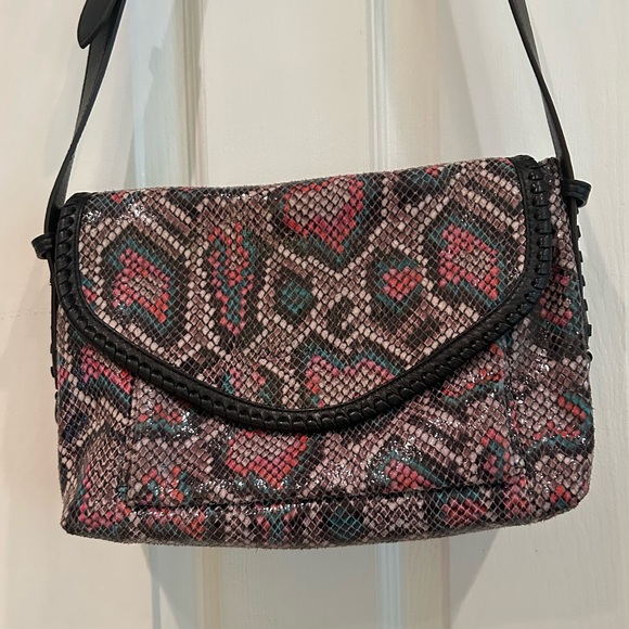 Aimee Kestenberg Handbags - Aimee Kestenberg LoveOf Summer snake print leather crossbody.